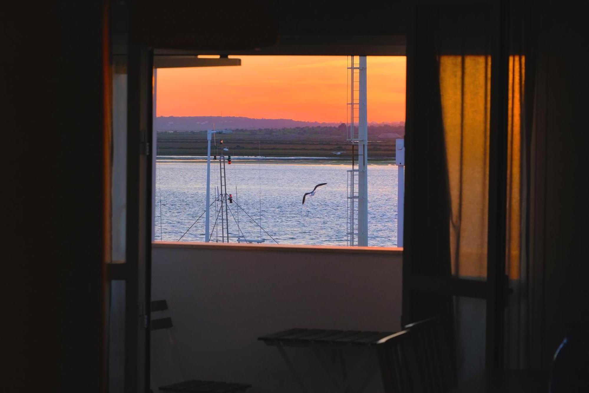 Apartamento Atardeceres 阿亚蒙特 外观 照片